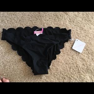 Bathing suit bottoms (M)